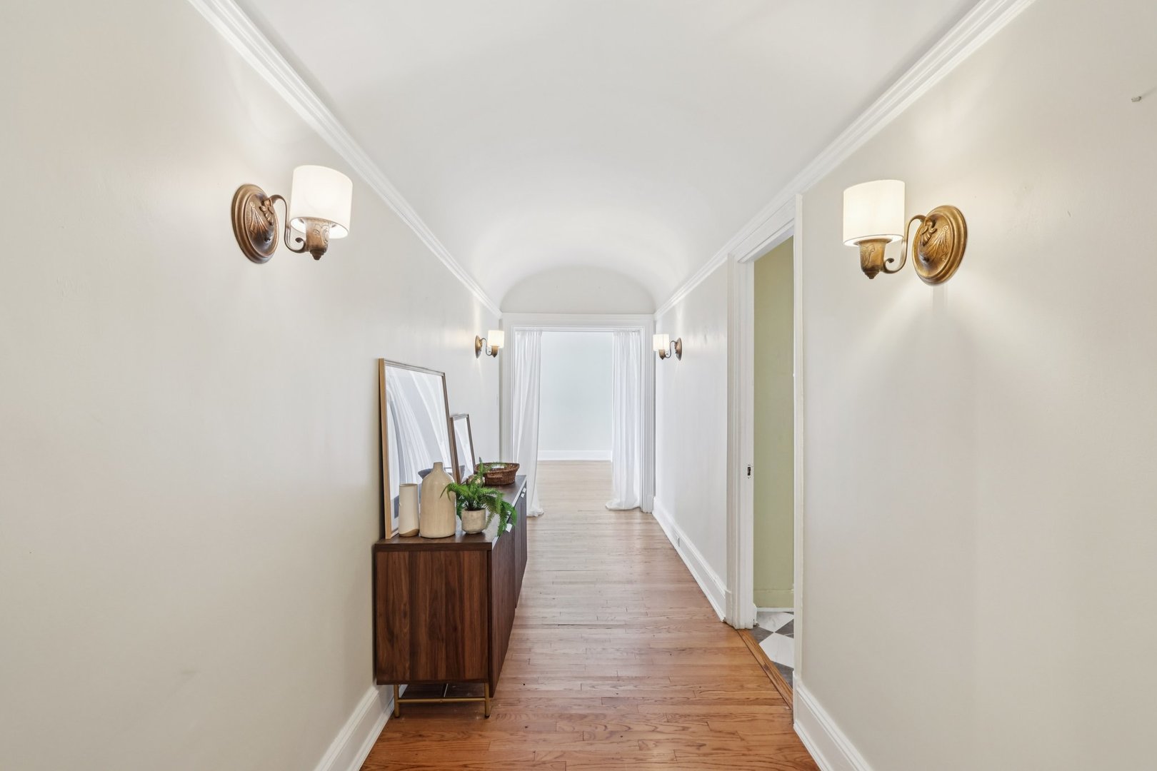 7321 S South Shore Drive 8D