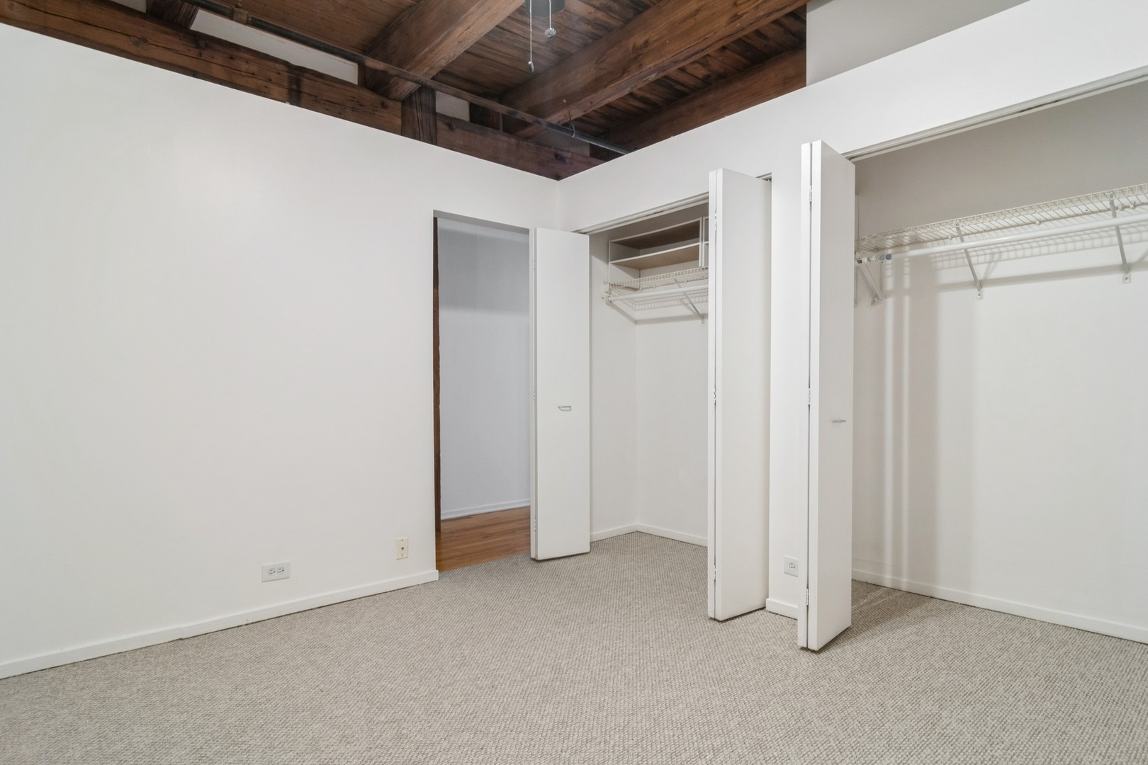 625 W JACKSON Boulevard 306