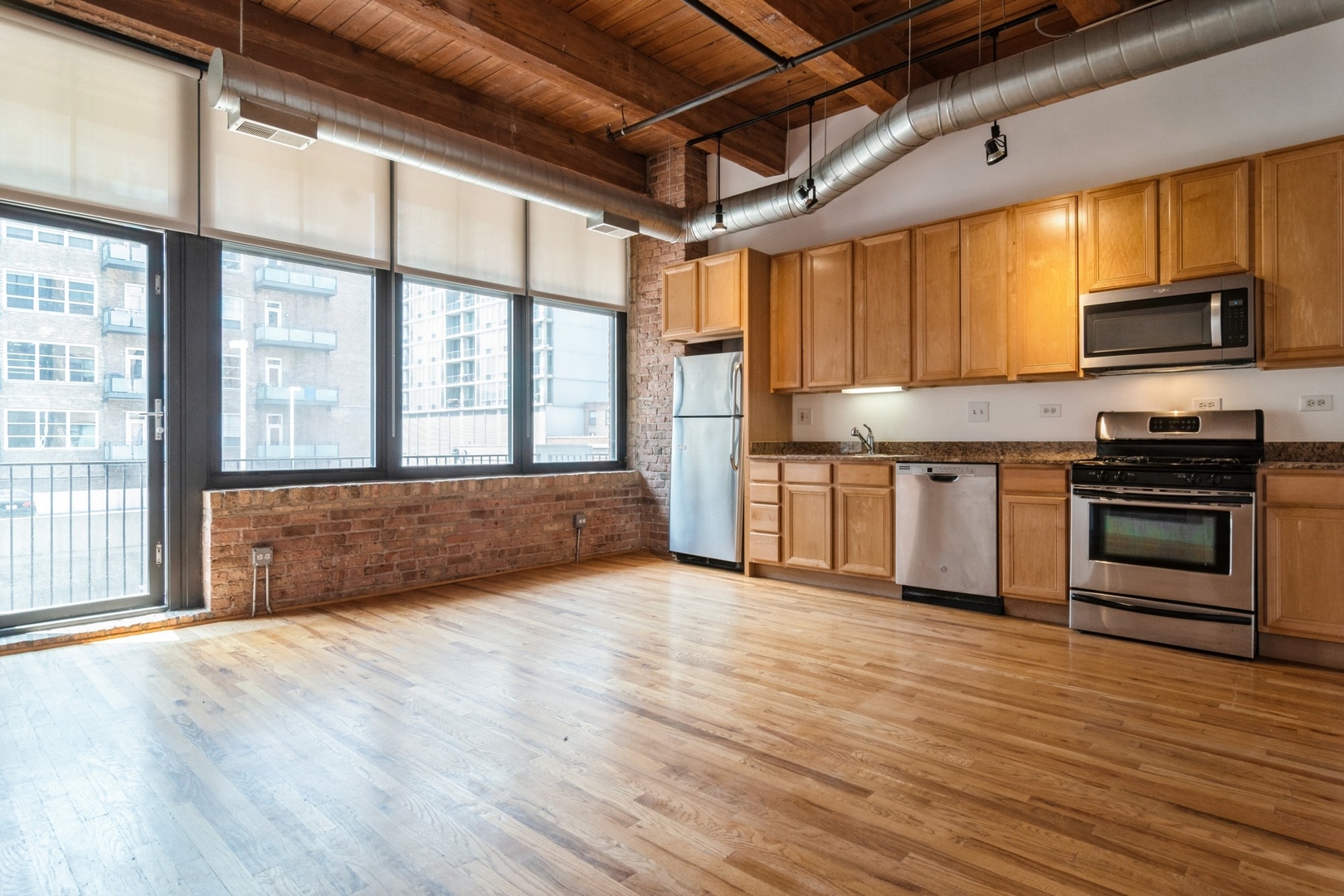 625 W JACKSON Boulevard 306