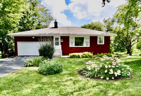 Photo of 16007 Cottage Grove Avenue, South Holland, IL 60473 (MLS # 12454858)