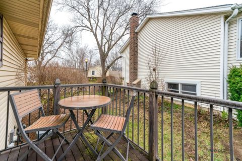 Tiny photo for 125 S Deerpath Drive, Vernon Hills, IL 60061 (MLS # 12611941)