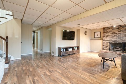 Tiny photo for 125 S Deerpath Drive, Vernon Hills, IL 60061 (MLS # 12611941)