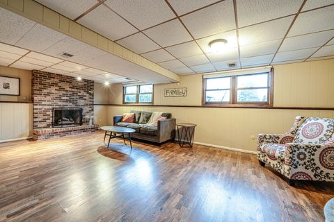 Tiny photo for 125 S Deerpath Drive, Vernon Hills, IL 60061 (MLS # 12611941)