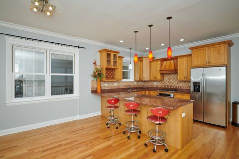 Tiny photo for 5021 N Kenmore Avenue #1N, Chicago, IL 60640 (MLS # 12593507)