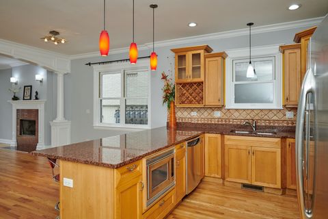 Tiny photo for 5021 N Kenmore Avenue #1N, Chicago, IL 60640 (MLS # 12593507)