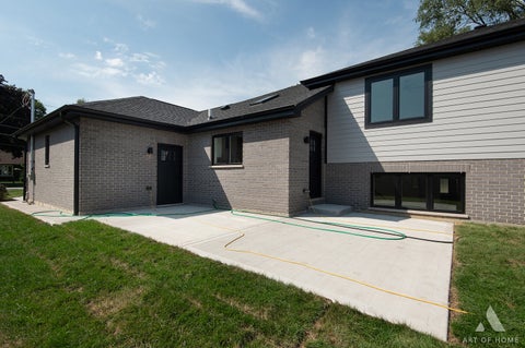 Tiny photo for 9605 S 78th Court, Hickory Hills, IL 60457 (MLS # 12741317)