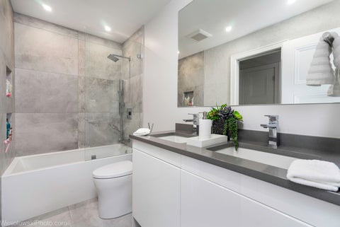 Tiny photo for 405 58th Place, Hinsdale, IL 60521 (MLS # 12793772)