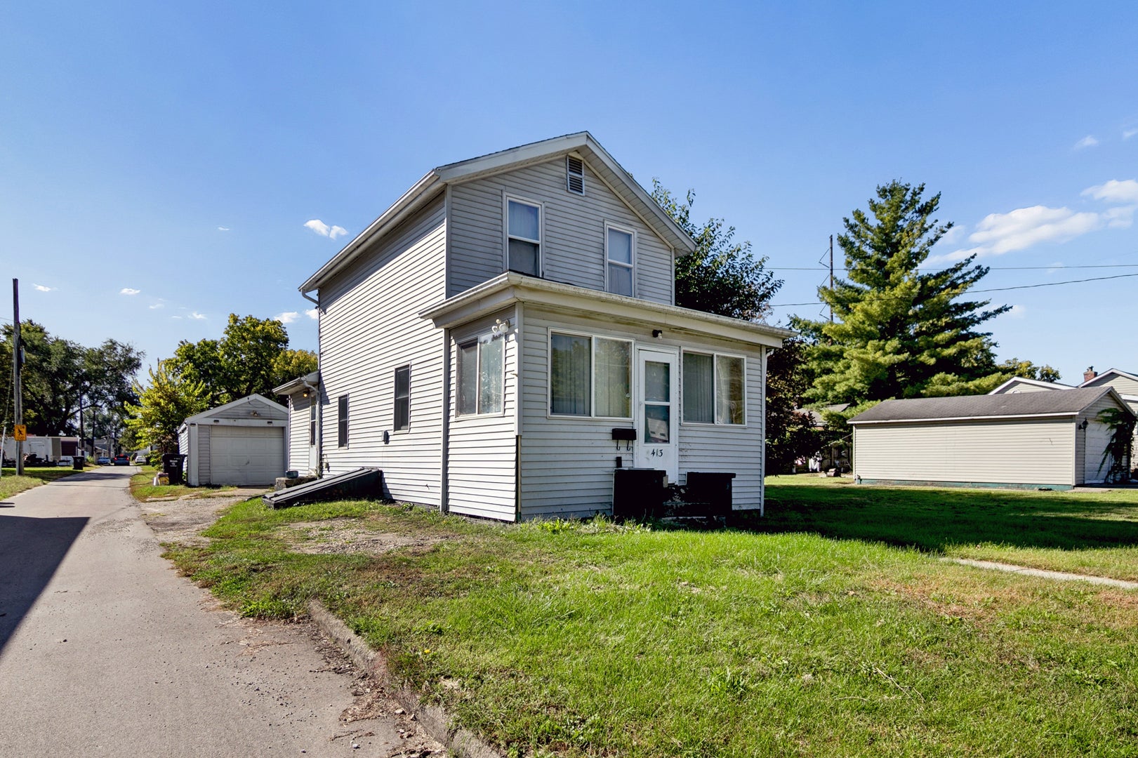 413 W Superior Street