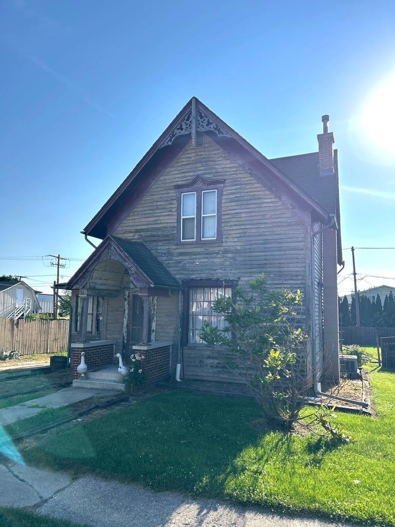 9905 Main Street