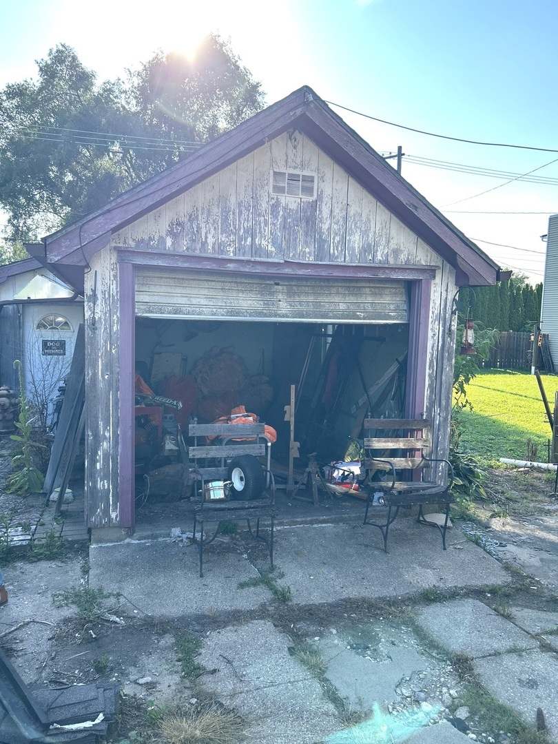 9905 Main Street