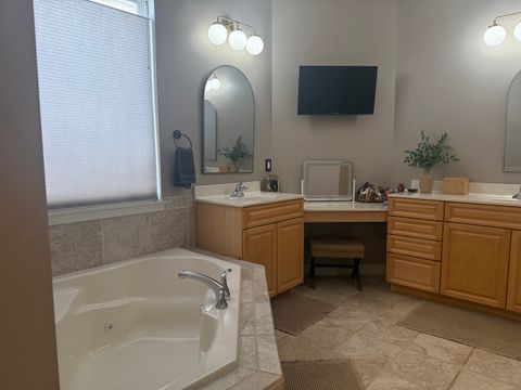 Tiny photo for 12434 Kings Point Drive, Loves Park, IL 61111 (MLS # 12515288)