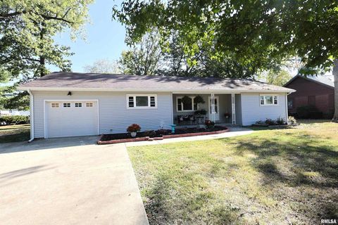 Tiny photo for 11 RIDGE Road, Centralia, IL 62801 (MLS # EB460101)