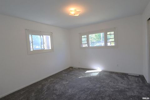 Tiny photo for 11 RIDGE Road, Centralia, IL 62801 (MLS # EB460101)