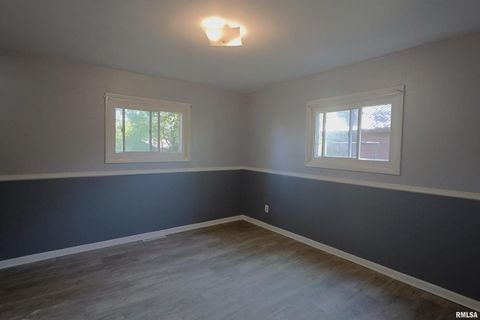 Tiny photo for 11 RIDGE Road, Centralia, IL 62801 (MLS # EB460101)