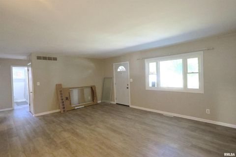 Tiny photo for 11 RIDGE Road, Centralia, IL 62801 (MLS # EB460101)