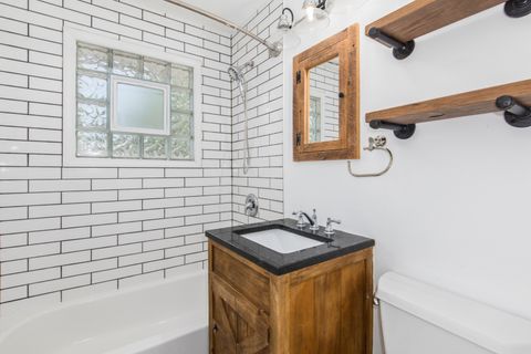 Tiny photo for 704 N Wilshire Drive, Mount Prospect, IL 60056 (MLS # 12707547)