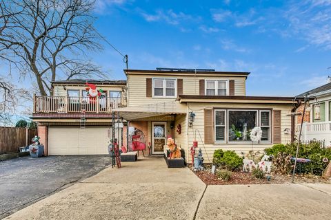 8404 N Greenwood Avenue Niles IL 60714