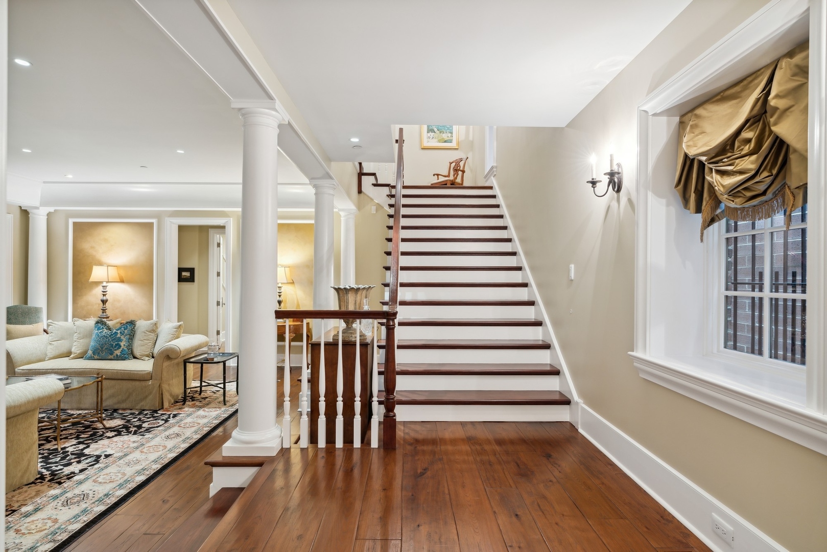 446 W Huron Street