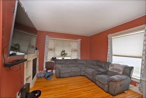 Tiny photo for 1050 State Street, Ottawa, IL 61350 (MLS # 12500926)