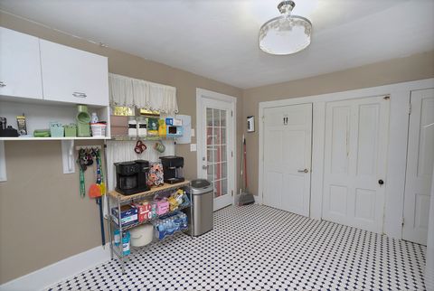 Tiny photo for 1050 State Street, Ottawa, IL 61350 (MLS # 12500926)