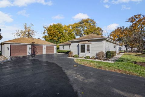 Tiny photo for 1615 Greenwood Road, Glenview, IL 60026 (MLS # 12510545)