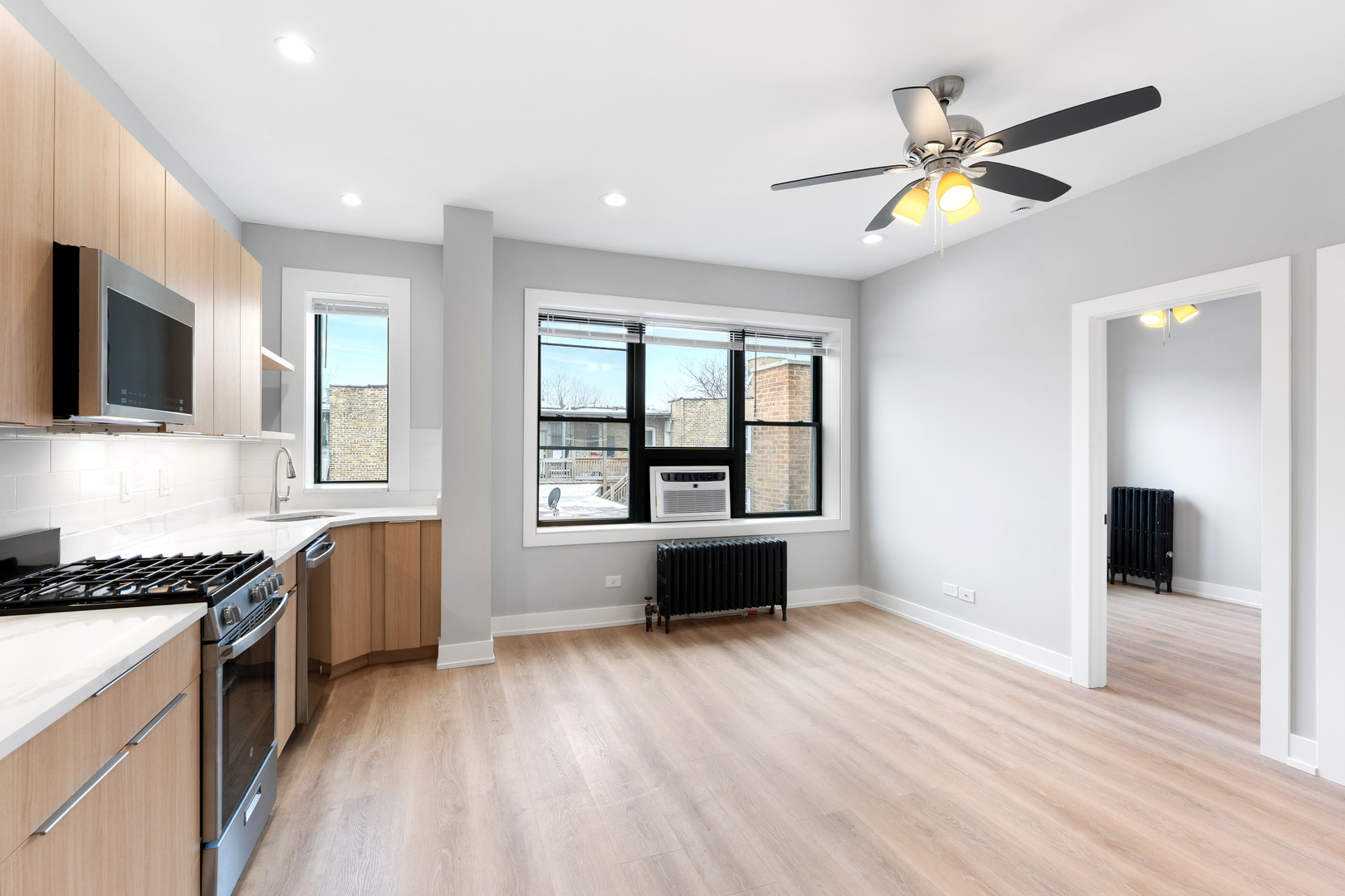 1546 W JONQUIL Terrace 306