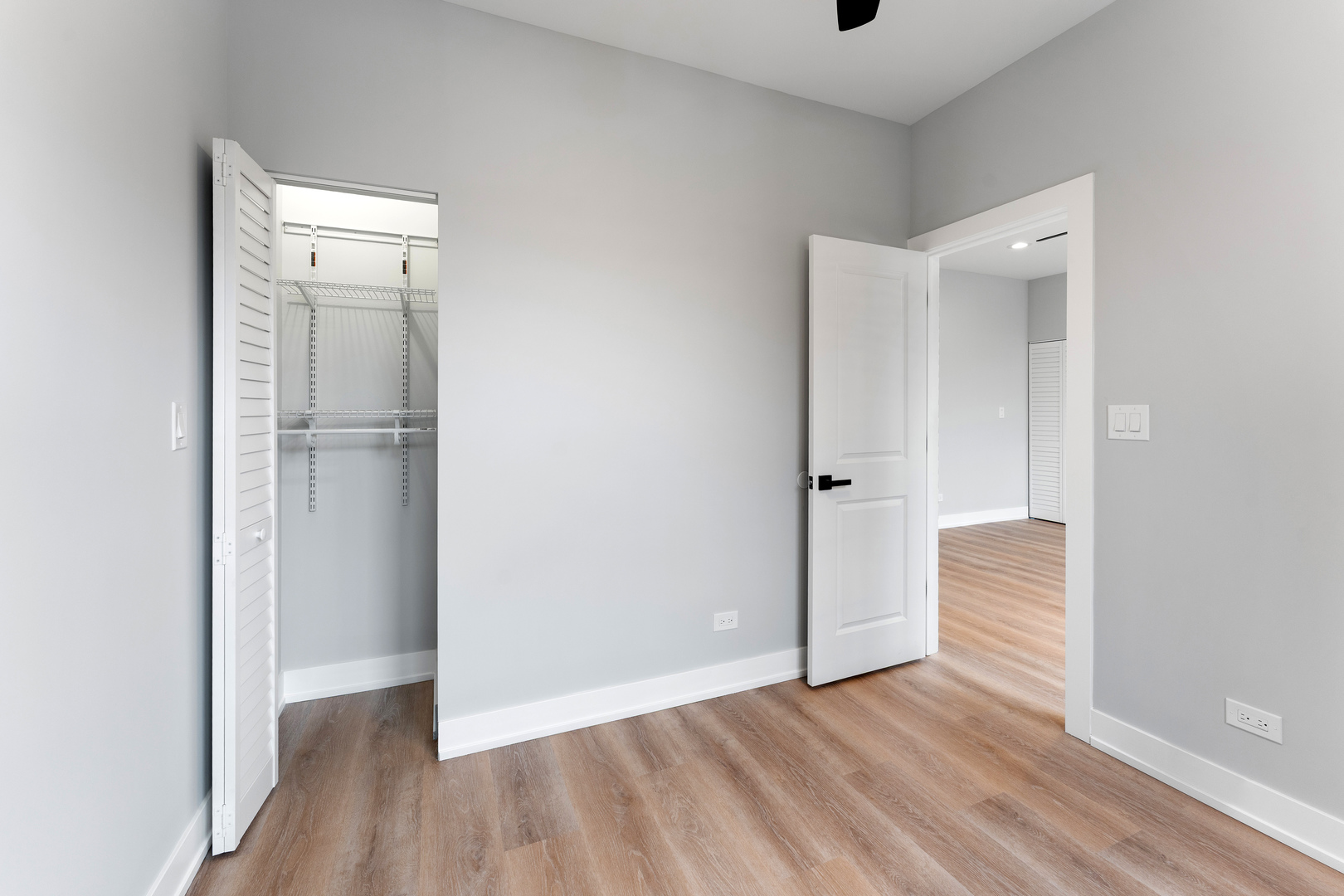 1546 W JONQUIL Terrace 306