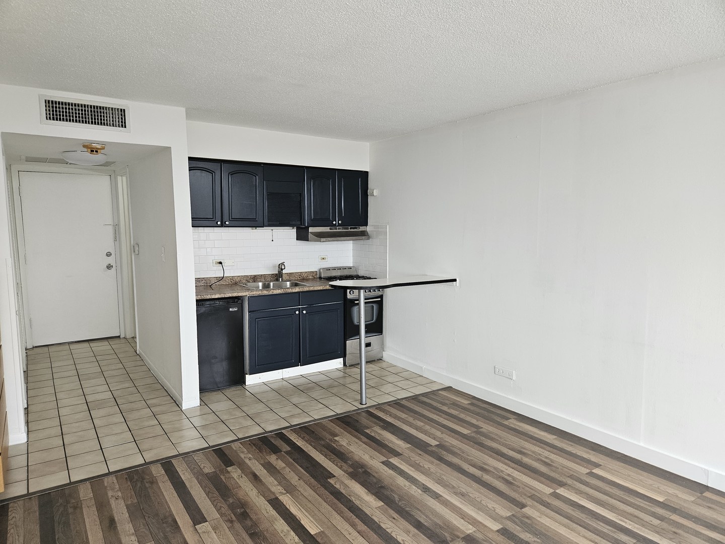 7234 W NORTH Avenue 1103