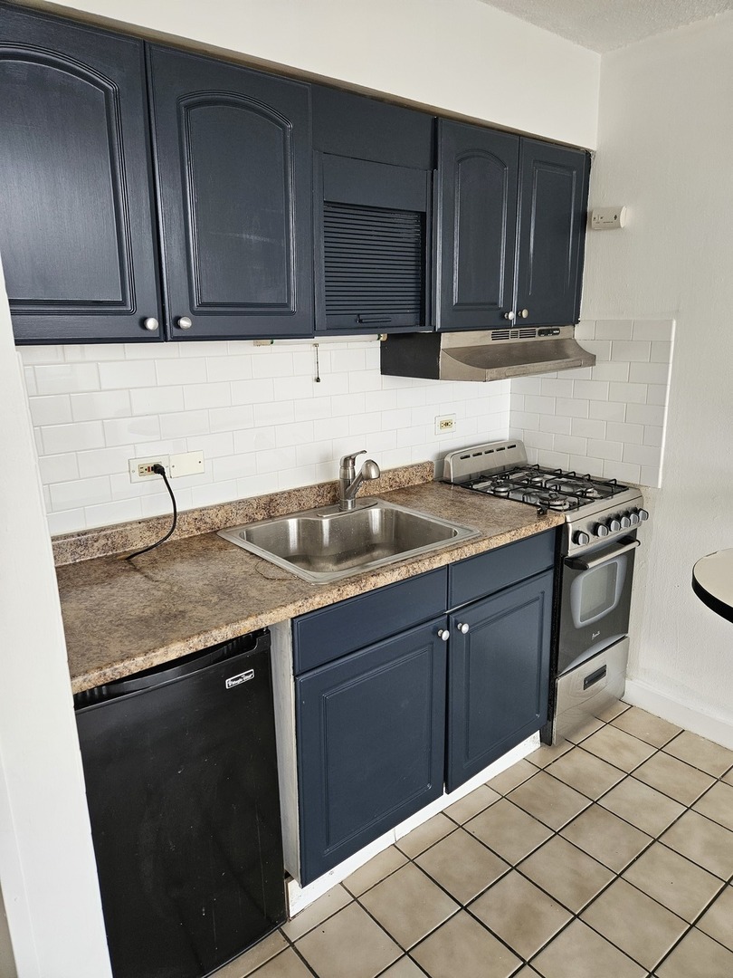 7234 W NORTH Avenue 1103