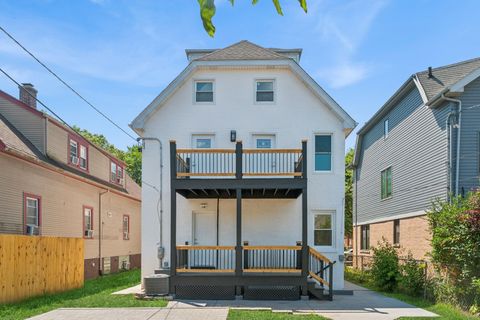 Tiny photo for 1037 Dodge Avenue, Evanston, IL 60202 (MLS # 12499800)