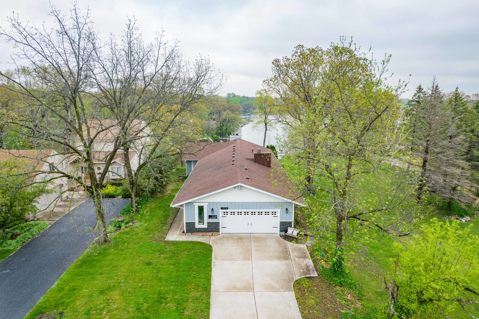 209 Oak Cove