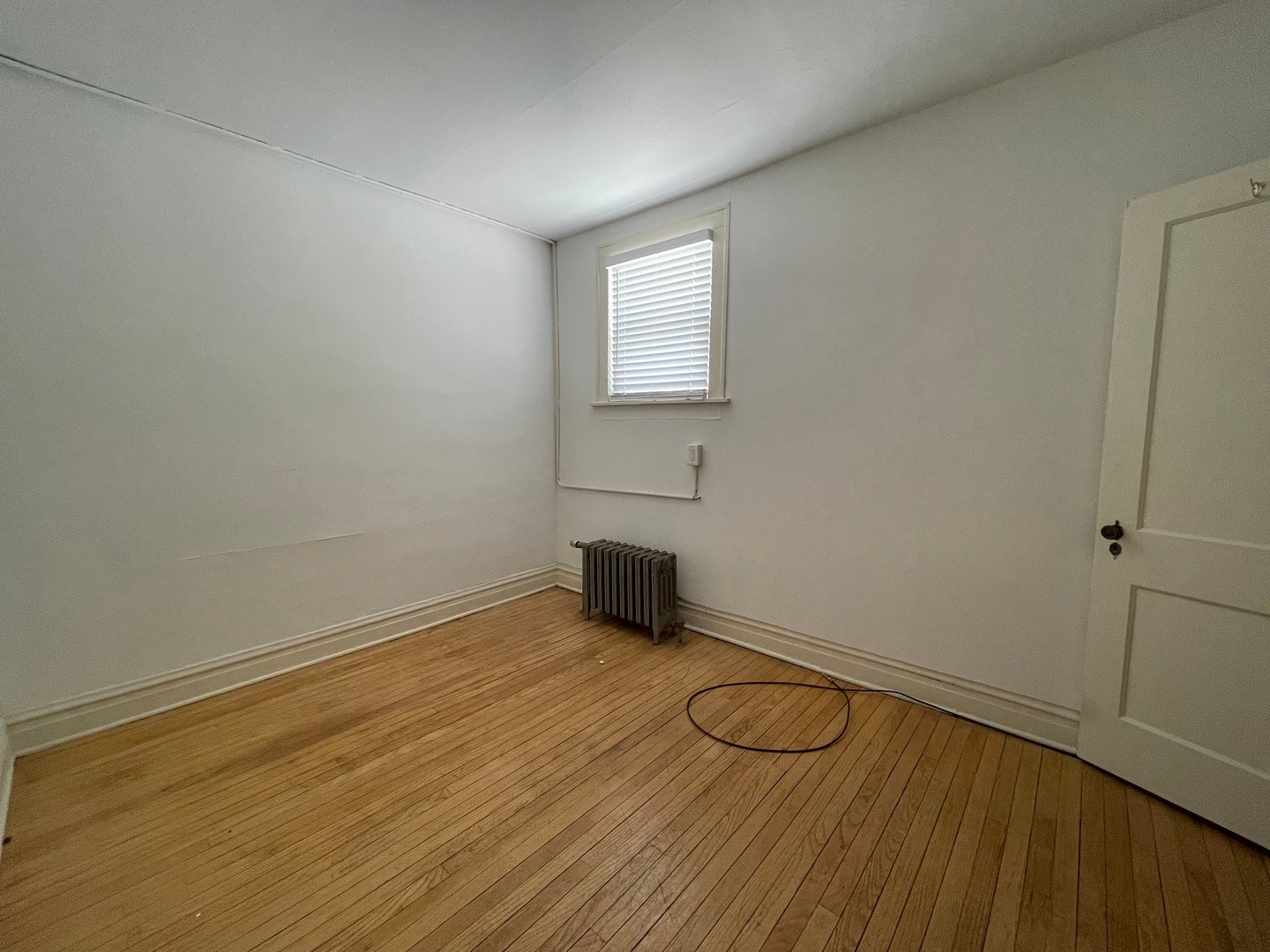 28w579 Stafford Place 1