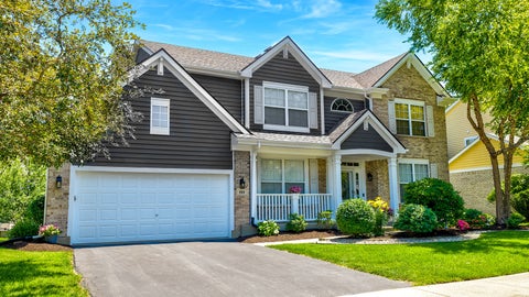 Tiny photo for 668 Sycamore Street, Vernon Hills, IL 60061 (MLS # 12782626)