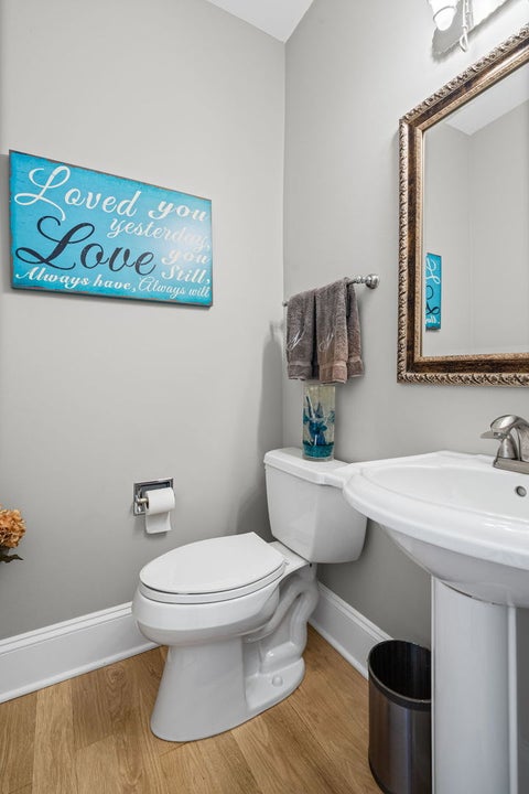 Tiny photo for 668 Sycamore Street, Vernon Hills, IL 60061 (MLS # 12782626)