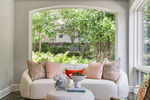 Tiny photo for 62 Woodley Road, Winnetka, IL 60093 (MLS # 12587043)