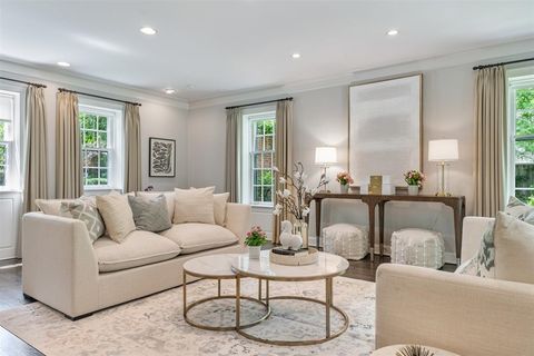 Tiny photo for 62 Woodley Road, Winnetka, IL 60093 (MLS # 12587043)