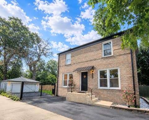 Tiny photo for 9637 S Wood Street, Chicago, IL 60643 (MLS # 12715836)