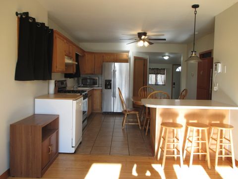 Tiny photo for 3902 W Claire Boulevard, Midlothian, IL 60445 (MLS # 12545337)