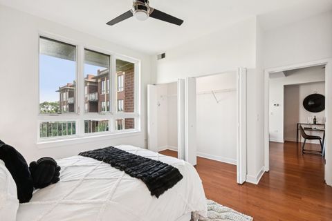 Tiny photo for 6000 N Cicero Avenue #410, Chicago, IL 60646 (MLS # 12439222)