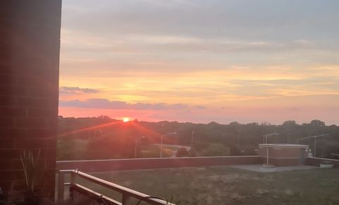 Tiny photo for 6000 N Cicero Avenue #410, Chicago, IL 60646 (MLS # 12439222)