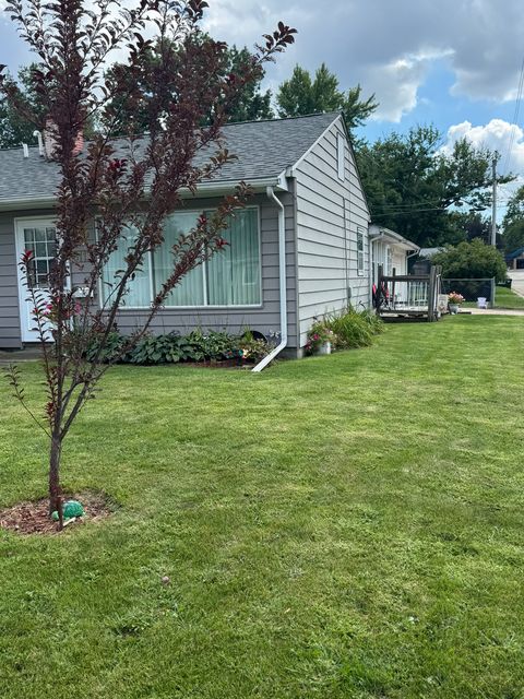 Tiny photo for 811 W 19th Street, Sterling, IL 61081 (MLS # 12594635)