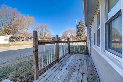 Tiny photo for 811 W 19th Street, Sterling, IL 61081 (MLS # 12594635)