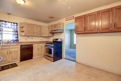 Tiny photo for 811 W 19th Street, Sterling, IL 61081 (MLS # 12594635)