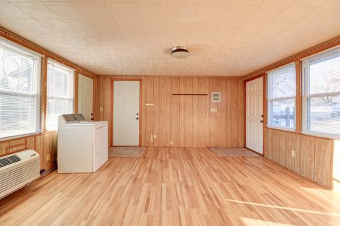 Tiny photo for 811 W 19th Street, Sterling, IL 61081 (MLS # 12594635)