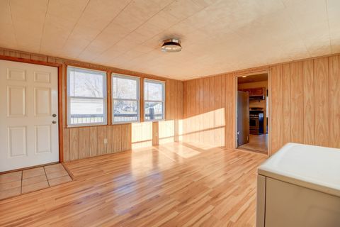 Tiny photo for 811 W 19th Street, Sterling, IL 61081 (MLS # 12594635)