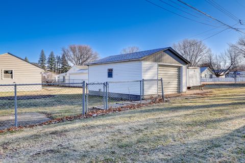 Tiny photo for 811 W 19th Street, Sterling, IL 61081 (MLS # 12594635)