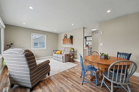 Tiny photo for 3535 Washington Street, Lansing, IL 60438 (MLS # 12609588)