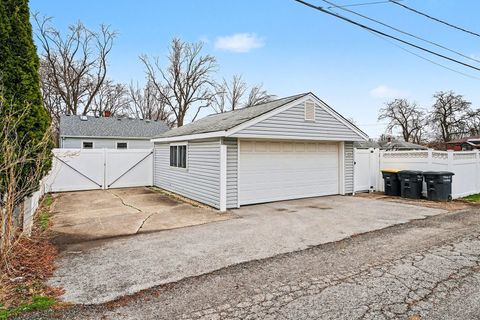 Tiny photo for 3535 Washington Street, Lansing, IL 60438 (MLS # 12609588)