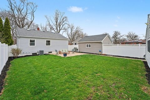 Tiny photo for 3535 Washington Street, Lansing, IL 60438 (MLS # 12609588)