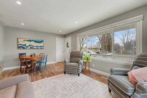 Tiny photo for 3535 Washington Street, Lansing, IL 60438 (MLS # 12609588)